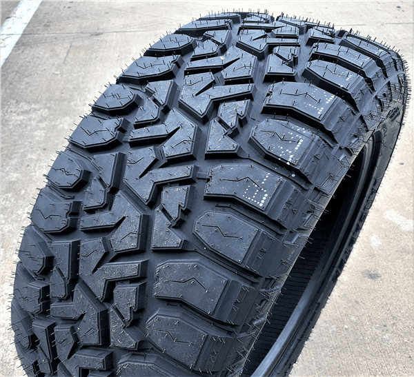 33X12.50R20LT GOODTRIP GS-57 R/T 114Q 10PLY thumbnail 1