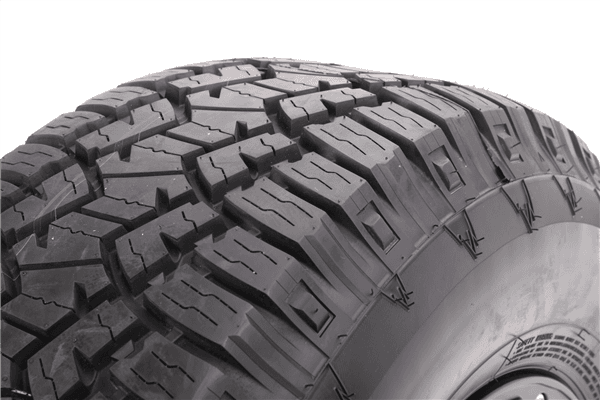 LT225/75R16 SURETRAC RADIAL A/T 115/112Q 10PLY OWL