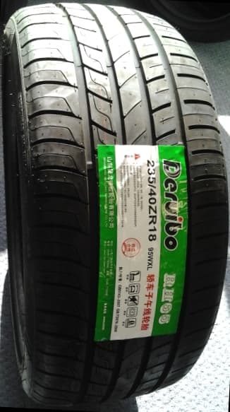 235/40ZR18 DERUIBO RH65 95W XL 1