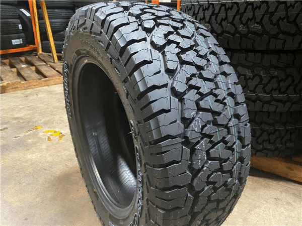 35X12.50R22LT COMFORSER CF1100 A/T 117S 10PLY thumbnail 1
