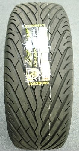 Lexani LX-Eight 305/40R22 114V UHP Tire, All-Season | SKU LX822040 thumbnail 1